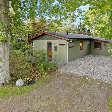 Holiday home Stunning In Glesborg With Kitchen *