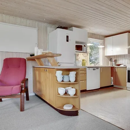 Feriehus Fantastisk Hus Med 3 Soveværelser I Glesborg